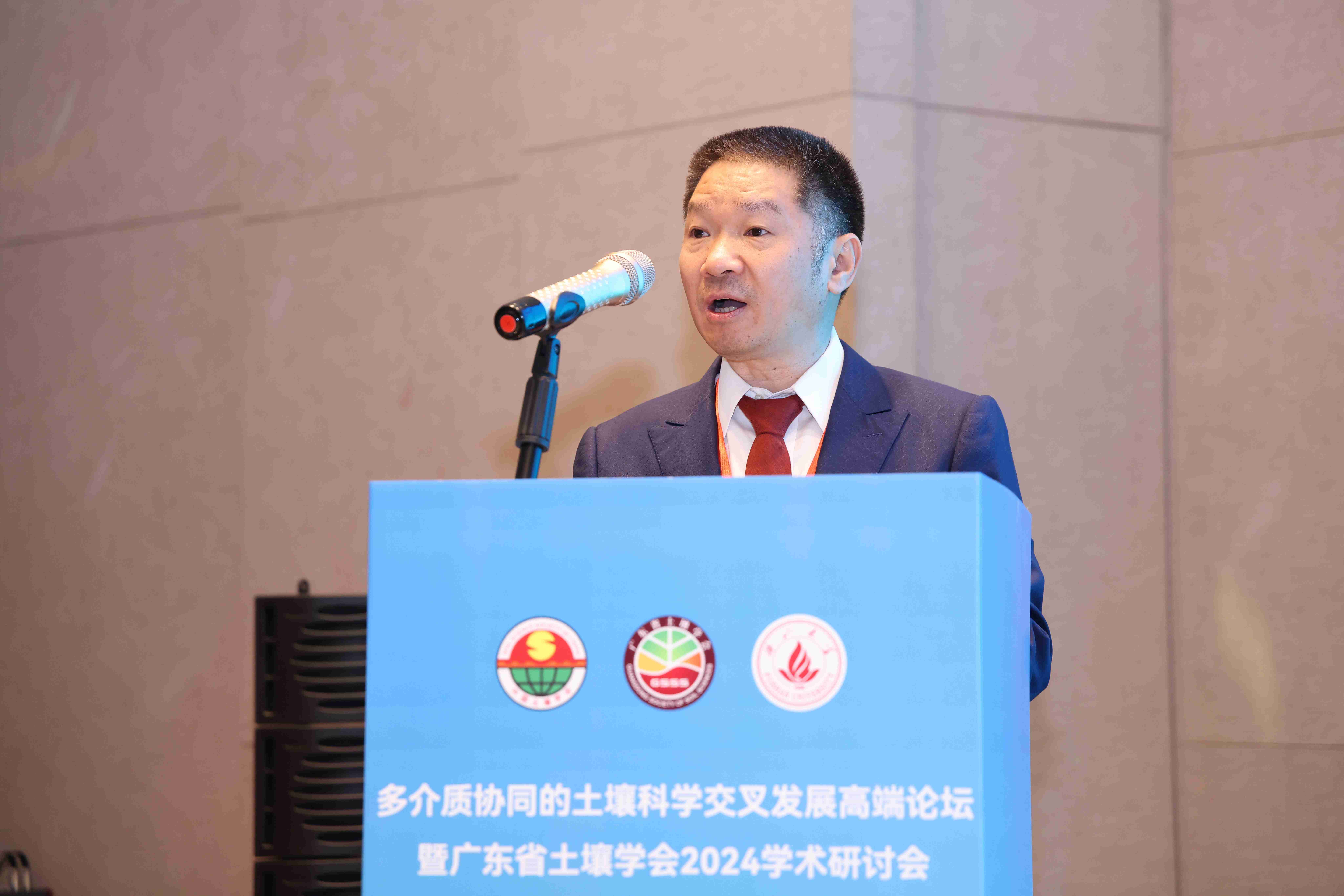 李芳柏.jpg